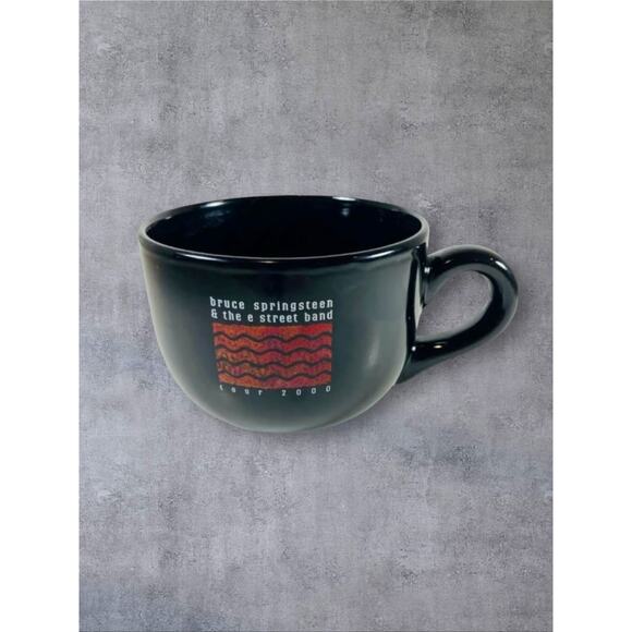Bruce Springsteen & The E Street Band Souvenir Coffee Mug from 2000 Tour
RARE - Picture 1 of 4